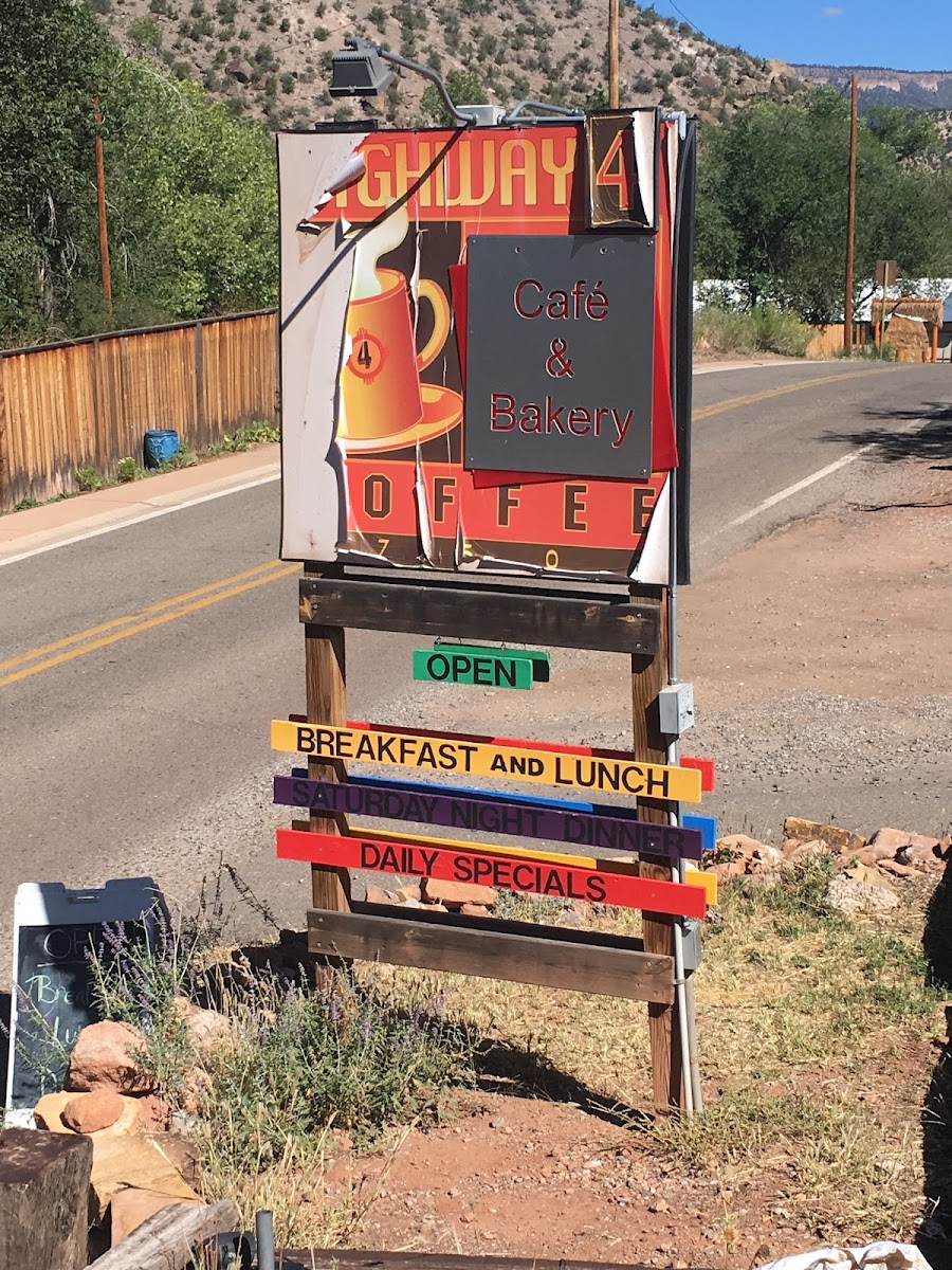 Highway 4 Cafe & Bakery